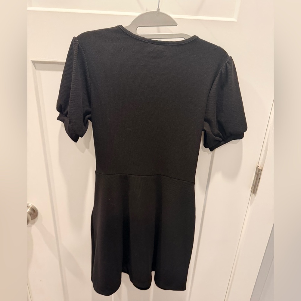 Starlet NWT Black Wrap Dress Medium Ribbed Puff Sleeve Tie Waist Mini Dress - Picture 5 of 10